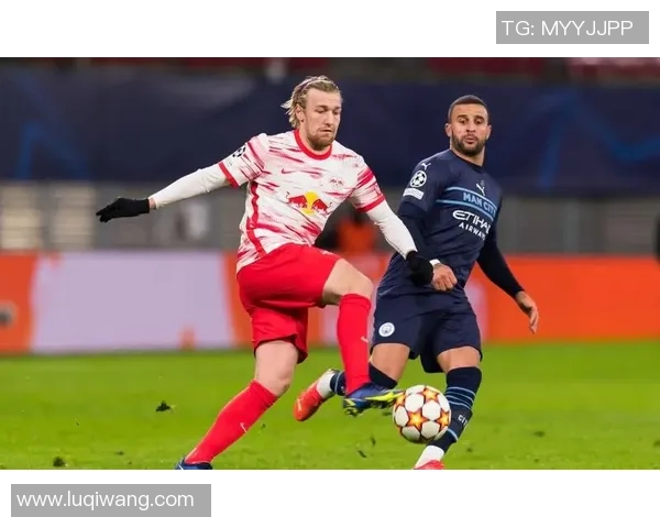 莱比锡大胜曼联红牌事件引发全场热议精彩集锦回顾