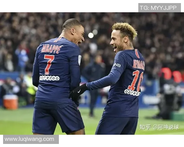 意甲激战尤文图斯与巴黎圣日耳曼战成平局精彩瞬间回顾与赛后分析